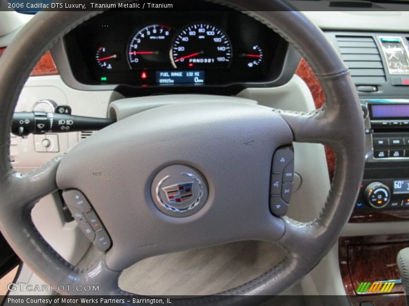 Titanium Metallic / Titanium 2006 Cadillac DTS Luxury