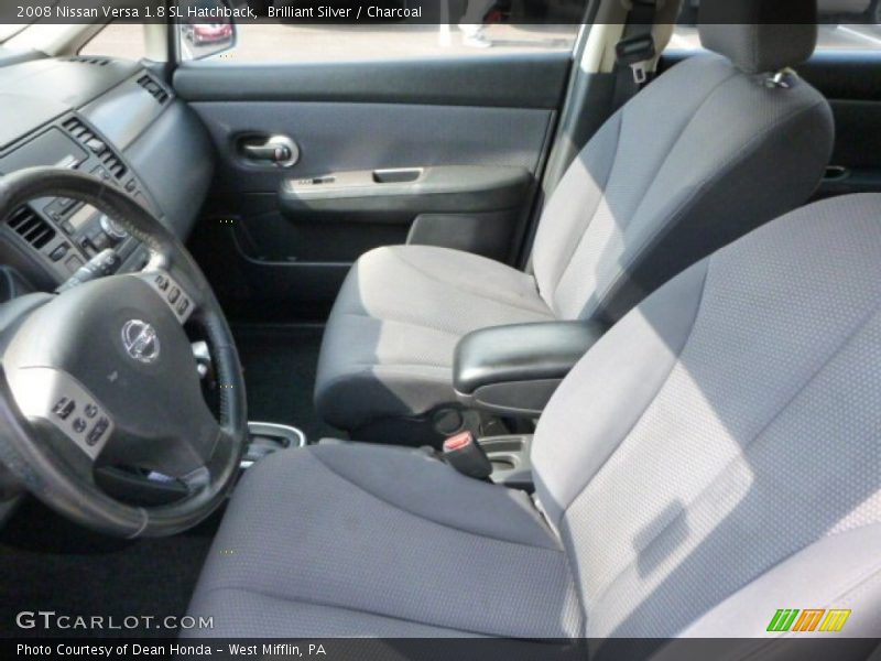 Brilliant Silver / Charcoal 2008 Nissan Versa 1.8 SL Hatchback