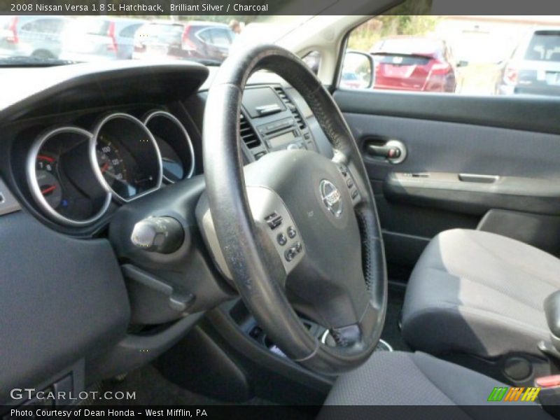 Brilliant Silver / Charcoal 2008 Nissan Versa 1.8 SL Hatchback