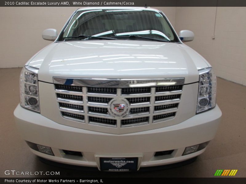 White Diamond / Cashmere/Cocoa 2010 Cadillac Escalade Luxury AWD