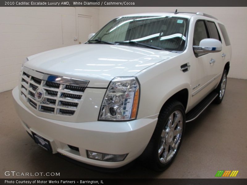 White Diamond / Cashmere/Cocoa 2010 Cadillac Escalade Luxury AWD