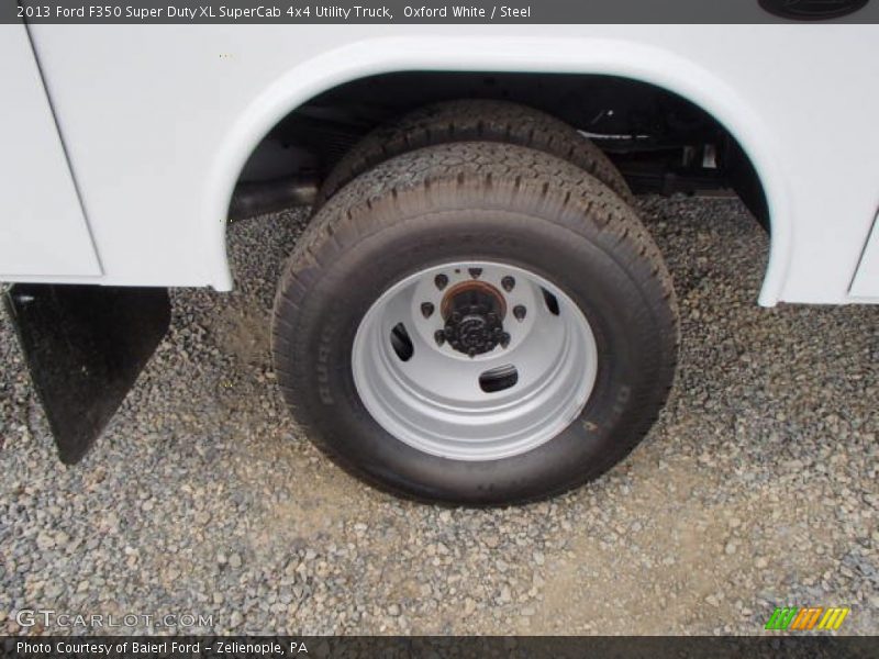 Oxford White / Steel 2013 Ford F350 Super Duty XL SuperCab 4x4 Utility Truck
