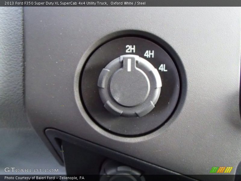 Oxford White / Steel 2013 Ford F350 Super Duty XL SuperCab 4x4 Utility Truck