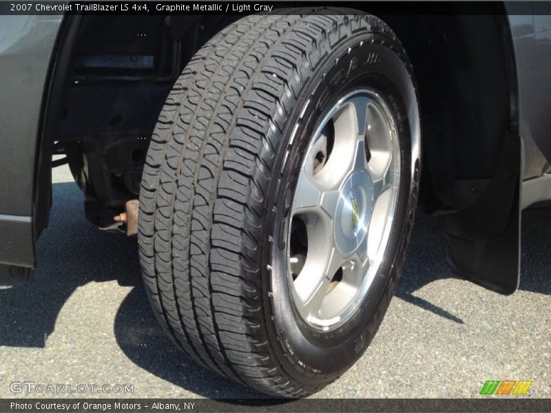 Graphite Metallic / Light Gray 2007 Chevrolet TrailBlazer LS 4x4