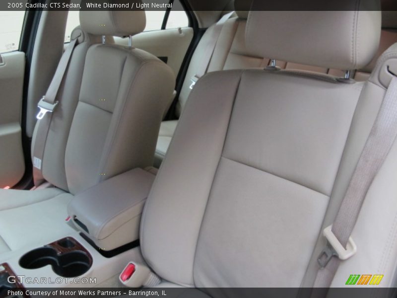 White Diamond / Light Neutral 2005 Cadillac CTS Sedan