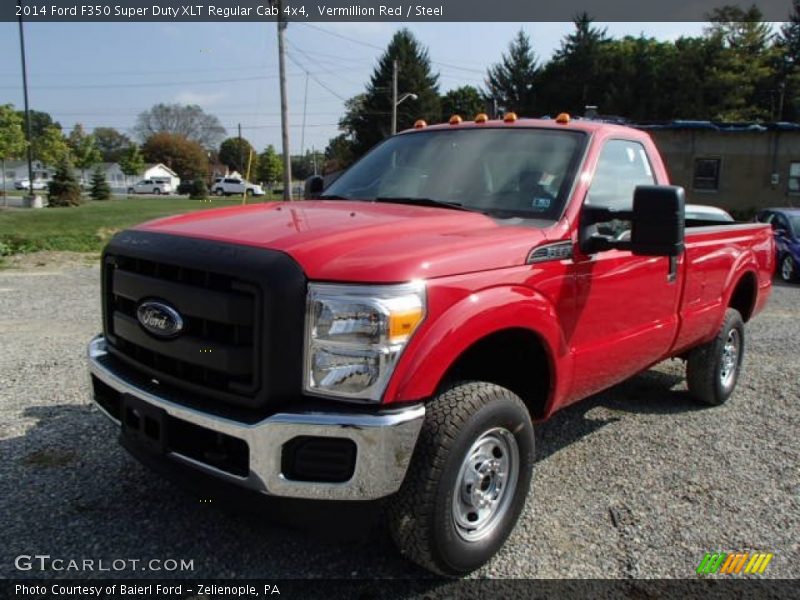 Front 3/4 View of 2014 F350 Super Duty XLT Regular Cab 4x4