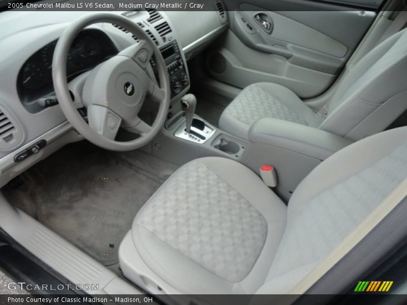 Medium Gray Metallic / Gray 2005 Chevrolet Malibu LS V6 Sedan