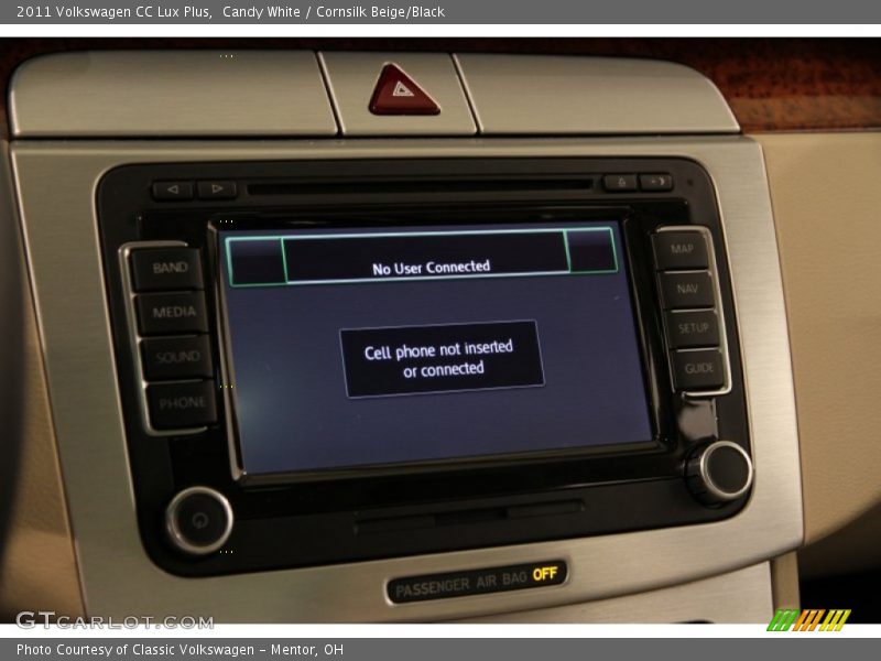Candy White / Cornsilk Beige/Black 2011 Volkswagen CC Lux Plus