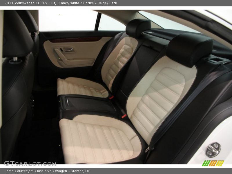 Rear Seat of 2011 CC Lux Plus