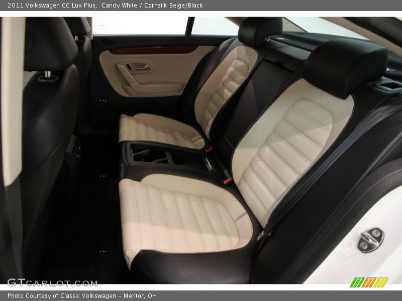 Rear Seat of 2011 CC Lux Plus