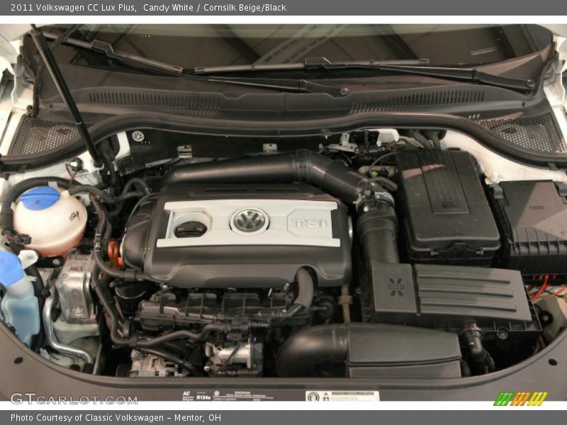  2011 CC Lux Plus Engine - 2.0 Liter FSI Turbocharged DOHC 16-Valve VVT 4 Cylinder