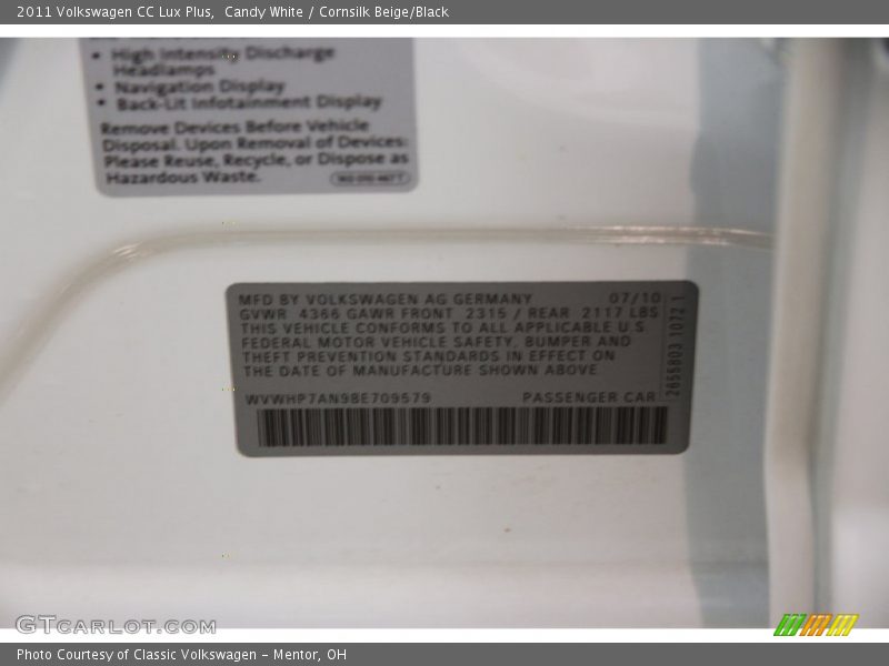 Candy White / Cornsilk Beige/Black 2011 Volkswagen CC Lux Plus