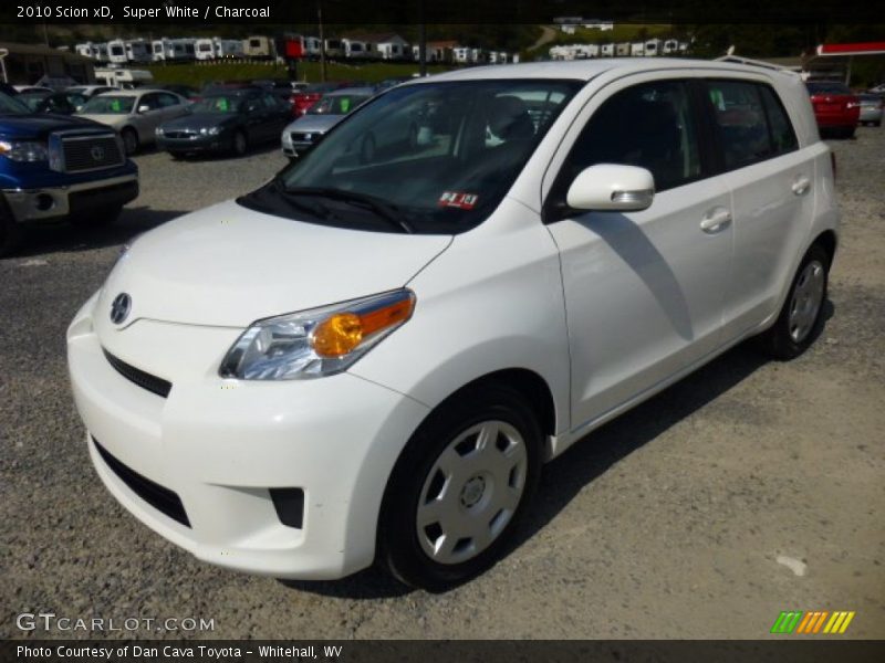 Super White / Charcoal 2010 Scion xD