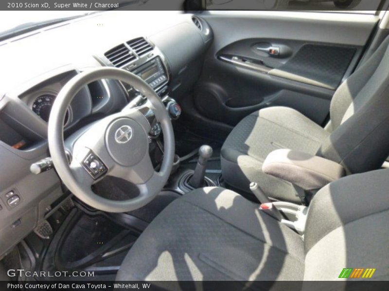 Super White / Charcoal 2010 Scion xD