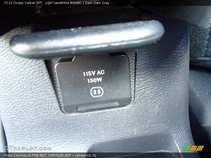 Light Sandstone Metallic / Dark Slate Gray 2010 Dodge Caliber SXT