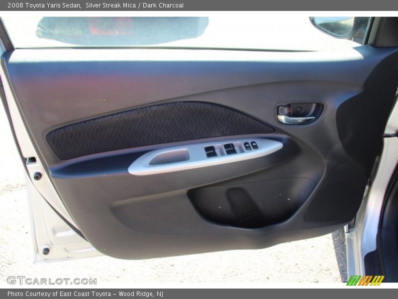 Silver Streak Mica / Dark Charcoal 2008 Toyota Yaris Sedan