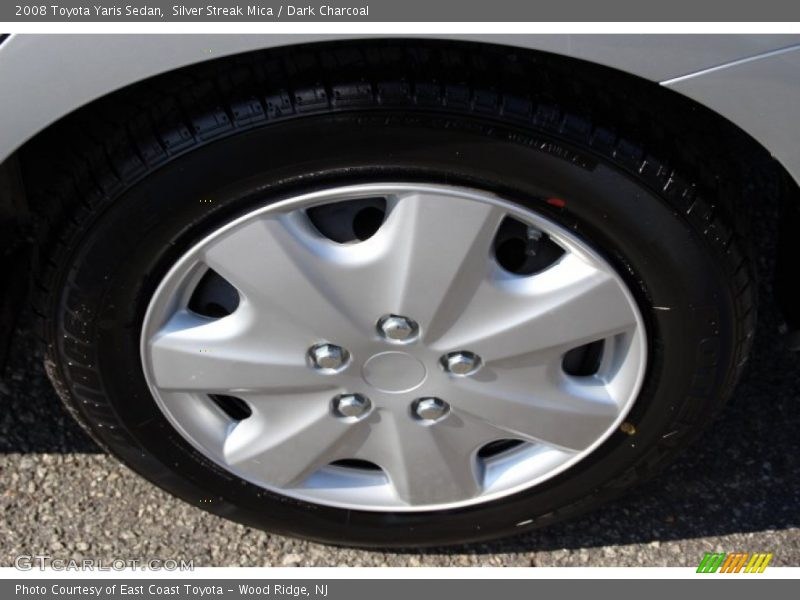 Silver Streak Mica / Dark Charcoal 2008 Toyota Yaris Sedan