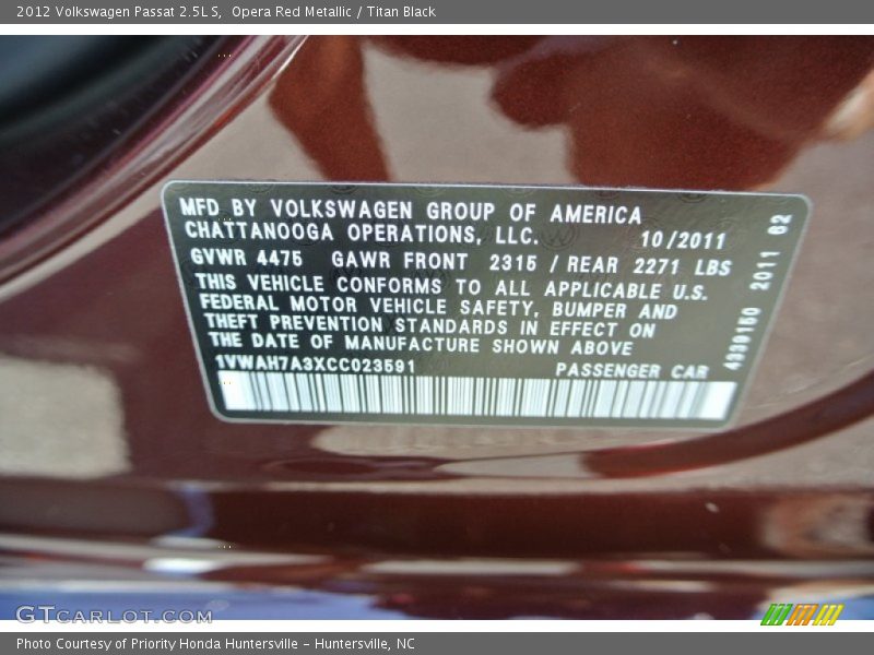 Opera Red Metallic / Titan Black 2012 Volkswagen Passat 2.5L S