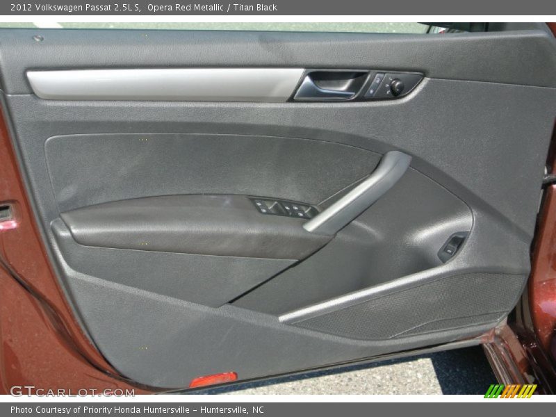 Opera Red Metallic / Titan Black 2012 Volkswagen Passat 2.5L S