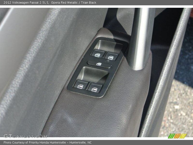 Opera Red Metallic / Titan Black 2012 Volkswagen Passat 2.5L S