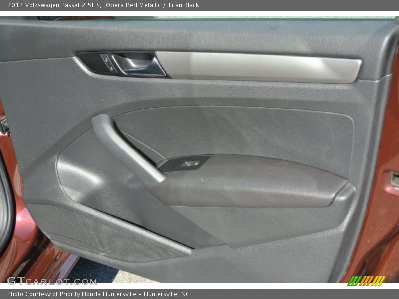 Opera Red Metallic / Titan Black 2012 Volkswagen Passat 2.5L S