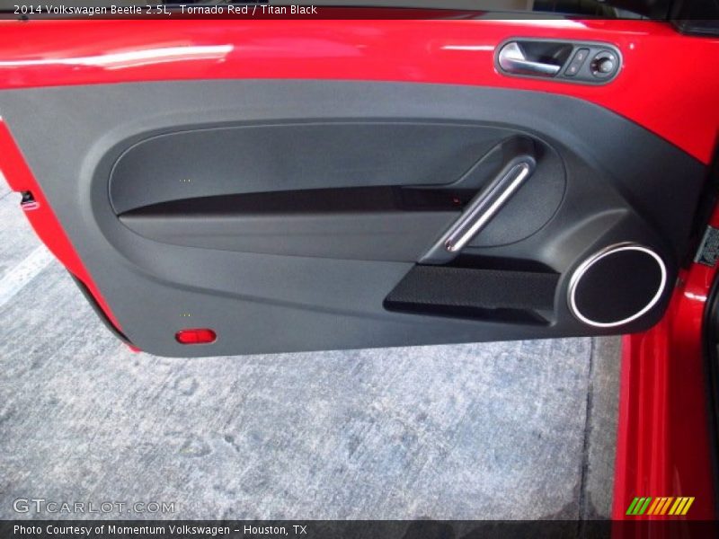 Tornado Red / Titan Black 2014 Volkswagen Beetle 2.5L
