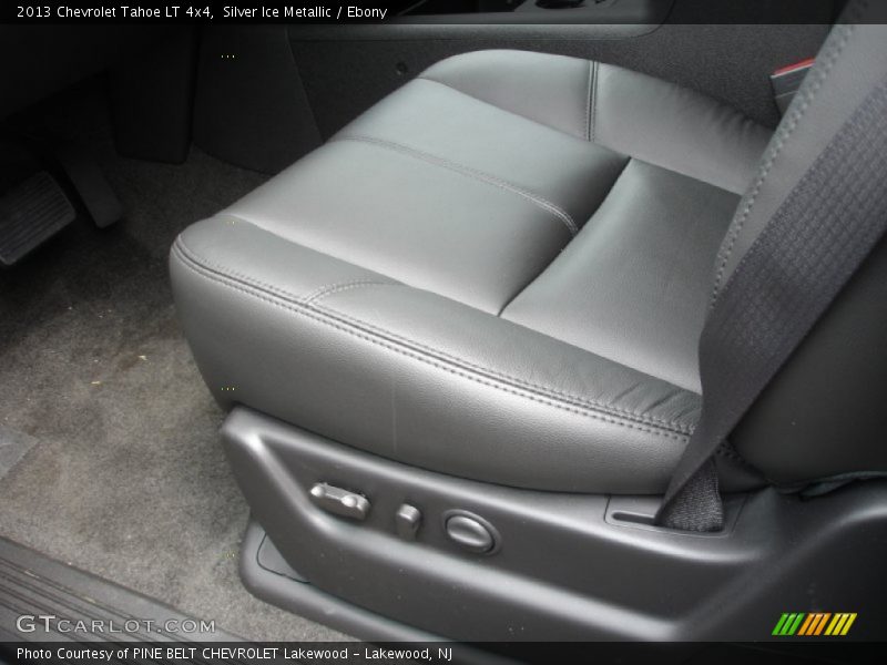 Silver Ice Metallic / Ebony 2013 Chevrolet Tahoe LT 4x4