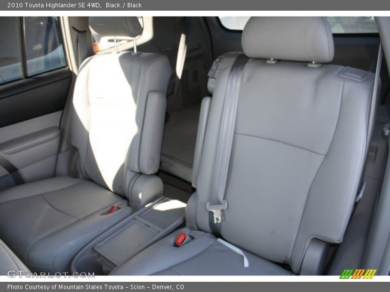 Black / Black 2010 Toyota Highlander SE 4WD