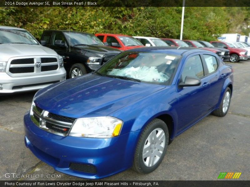 Blue Streak Pearl / Black 2014 Dodge Avenger SE
