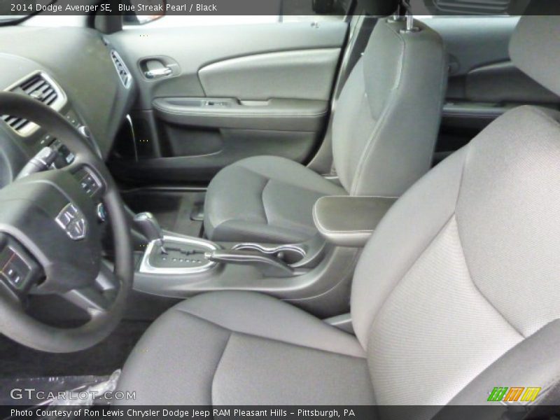 Blue Streak Pearl / Black 2014 Dodge Avenger SE