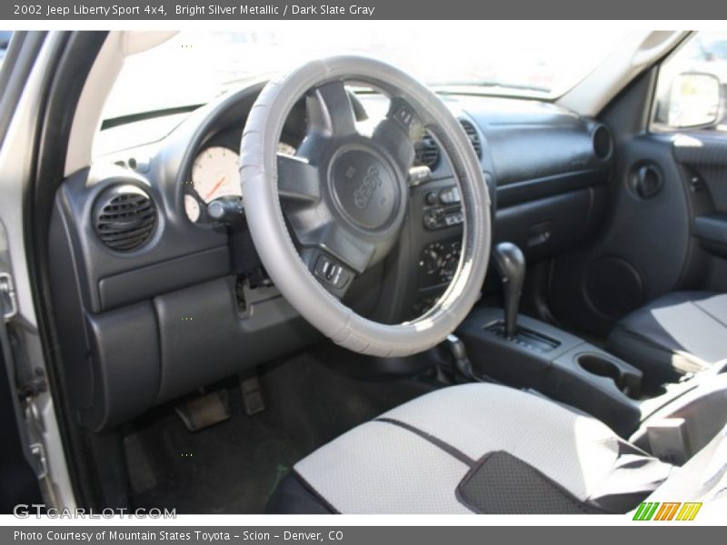 Bright Silver Metallic / Dark Slate Gray 2002 Jeep Liberty Sport 4x4