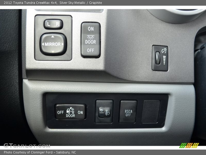 Silver Sky Metallic / Graphite 2012 Toyota Tundra CrewMax 4x4