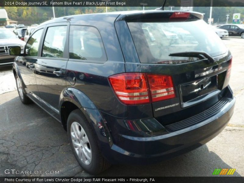 Fathom Blue Pearl / Black/Light Frost Beige 2014 Dodge Journey SE
