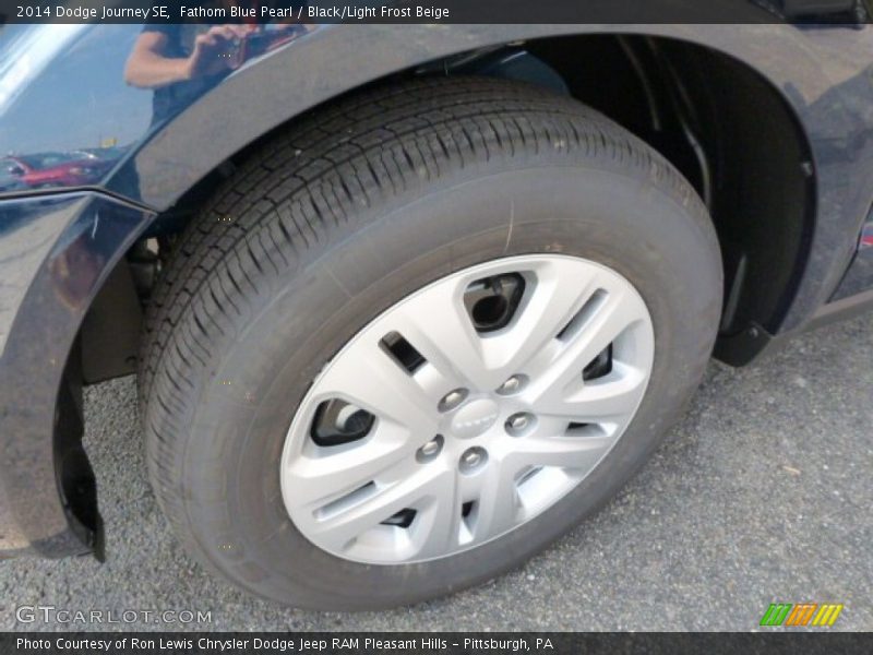 Fathom Blue Pearl / Black/Light Frost Beige 2014 Dodge Journey SE