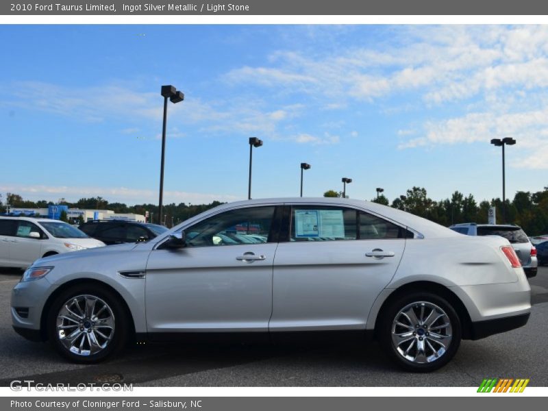 Ingot Silver Metallic / Light Stone 2010 Ford Taurus Limited