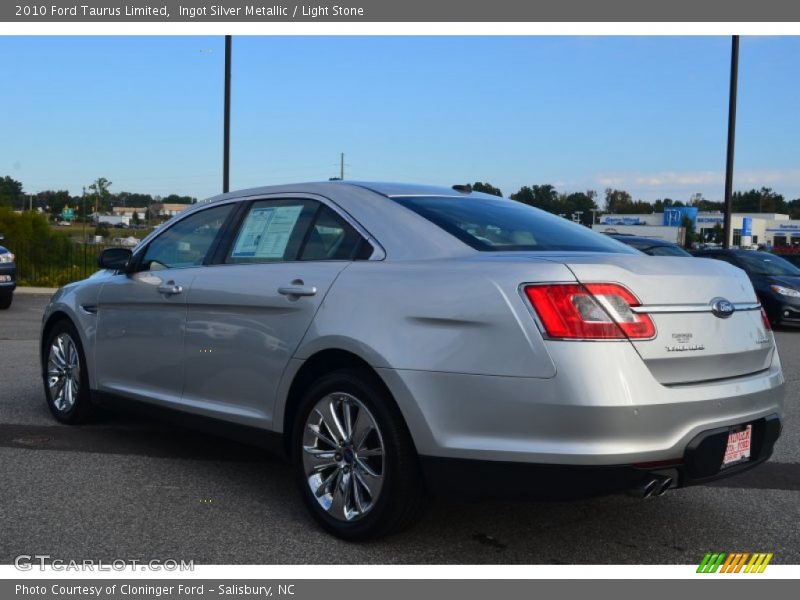 Ingot Silver Metallic / Light Stone 2010 Ford Taurus Limited