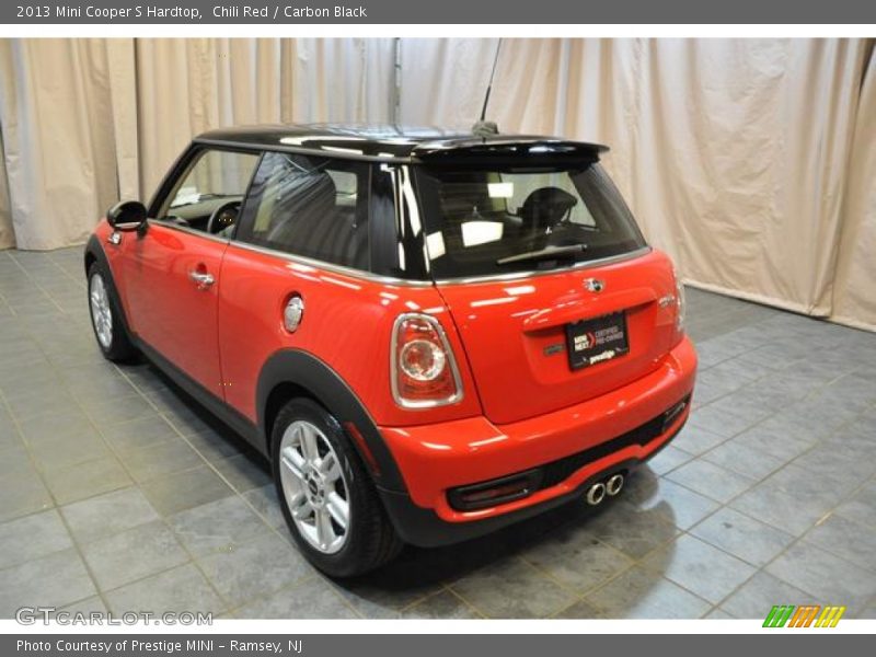 Chili Red / Carbon Black 2013 Mini Cooper S Hardtop