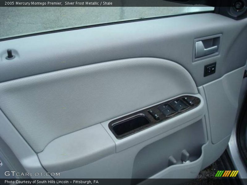 Silver Frost Metallic / Shale 2005 Mercury Montego Premier