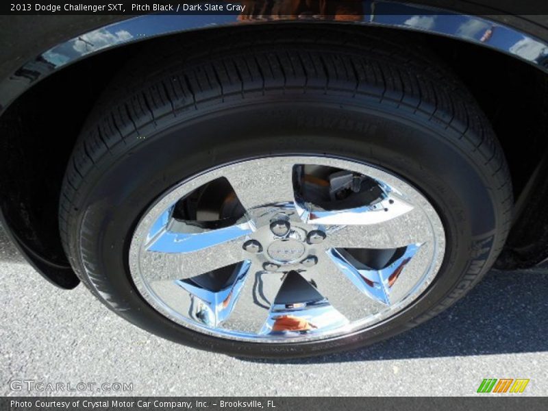 Pitch Black / Dark Slate Gray 2013 Dodge Challenger SXT