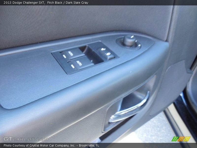 Pitch Black / Dark Slate Gray 2013 Dodge Challenger SXT