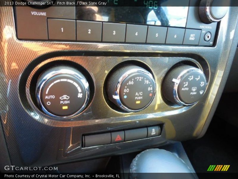 Pitch Black / Dark Slate Gray 2013 Dodge Challenger SXT