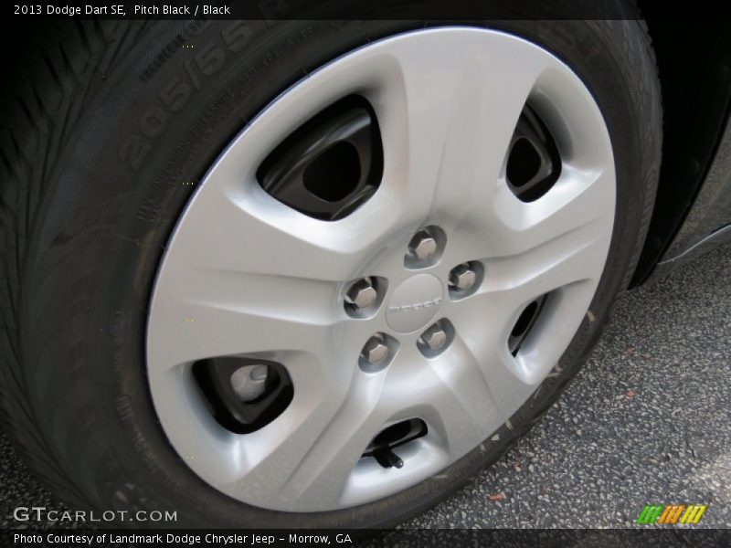Pitch Black / Black 2013 Dodge Dart SE
