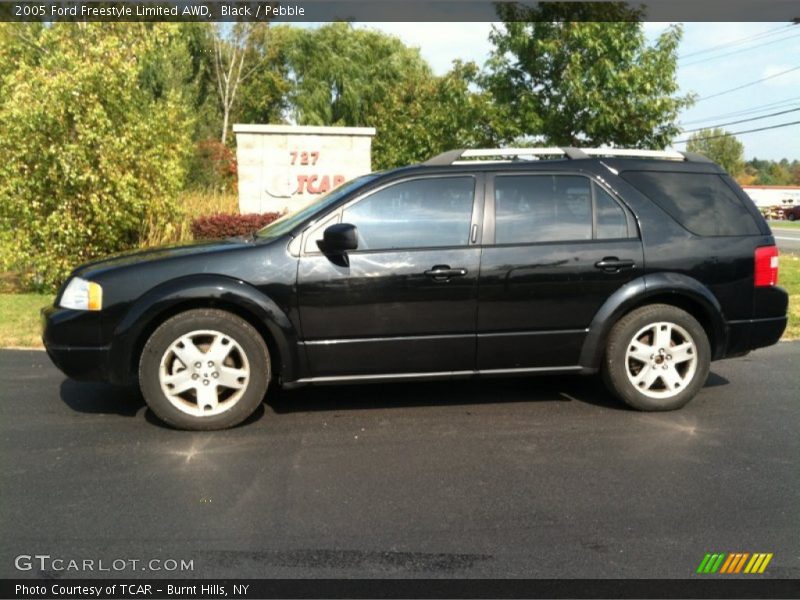 Black / Pebble 2005 Ford Freestyle Limited AWD