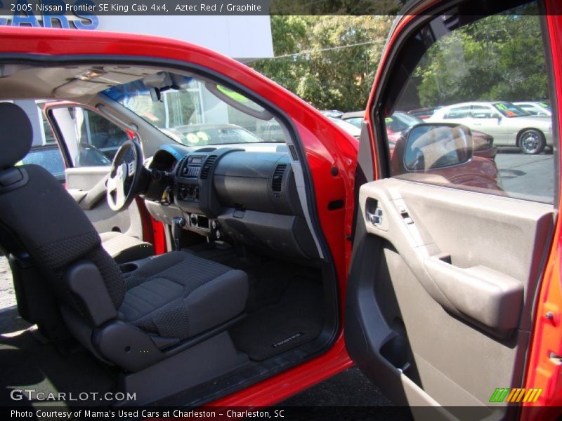 Aztec Red / Graphite 2005 Nissan Frontier SE King Cab 4x4