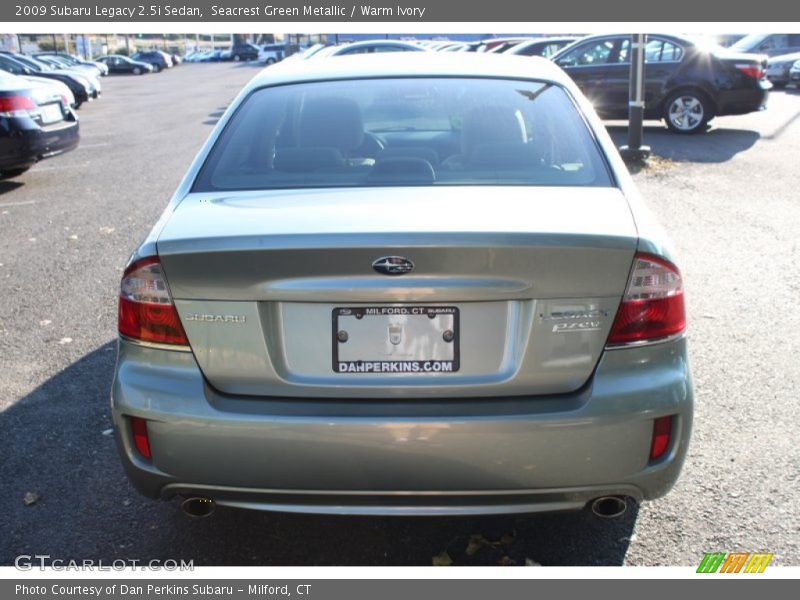 Seacrest Green Metallic / Warm Ivory 2009 Subaru Legacy 2.5i Sedan