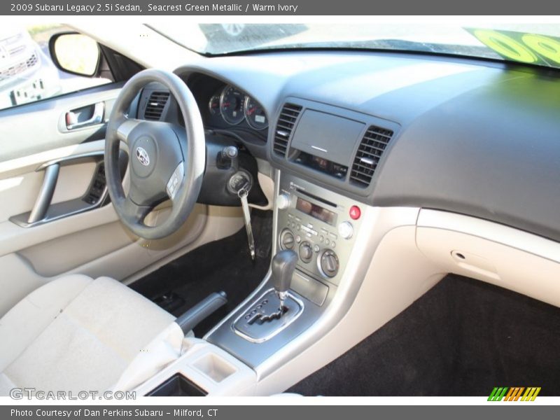 Seacrest Green Metallic / Warm Ivory 2009 Subaru Legacy 2.5i Sedan
