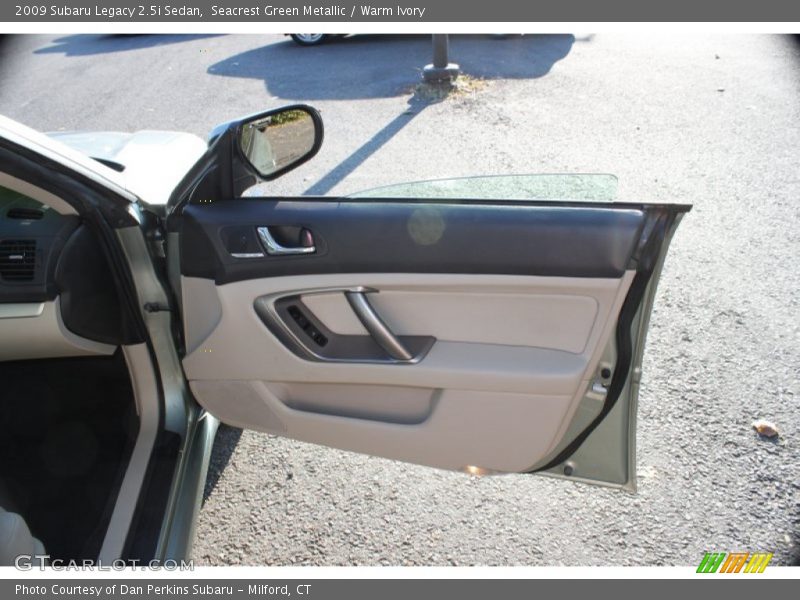 Seacrest Green Metallic / Warm Ivory 2009 Subaru Legacy 2.5i Sedan