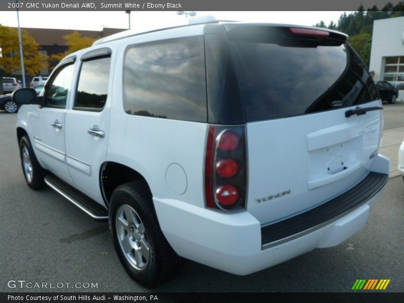 Summit White / Ebony Black 2007 GMC Yukon Denali AWD