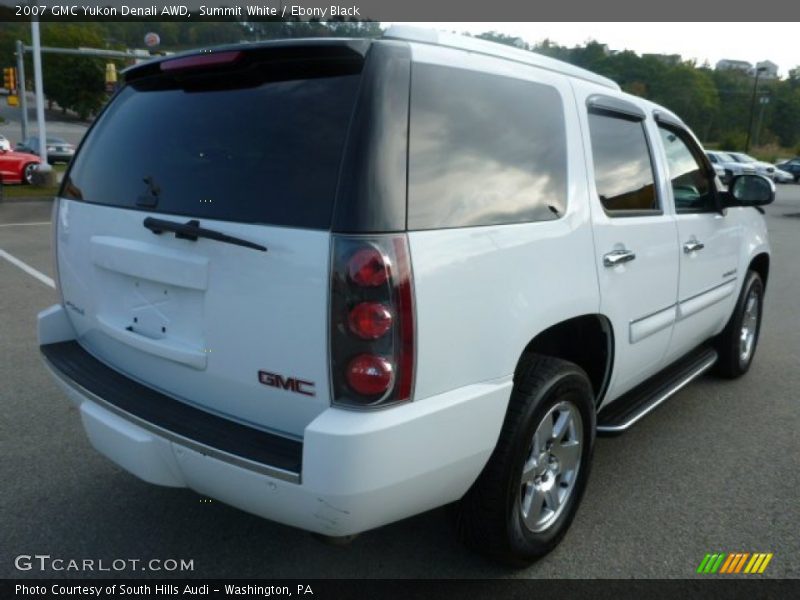 Summit White / Ebony Black 2007 GMC Yukon Denali AWD