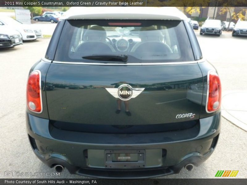 Oxford Green / Gravity Polar Beige Leather 2011 Mini Cooper S Countryman